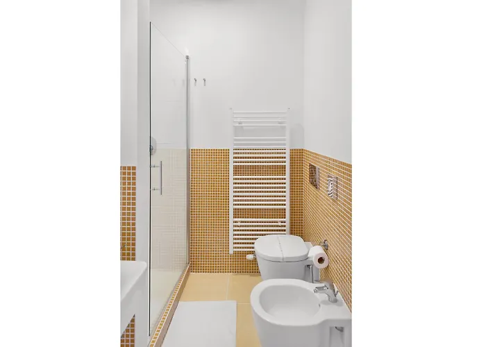Vocelova Aparthotel 4*