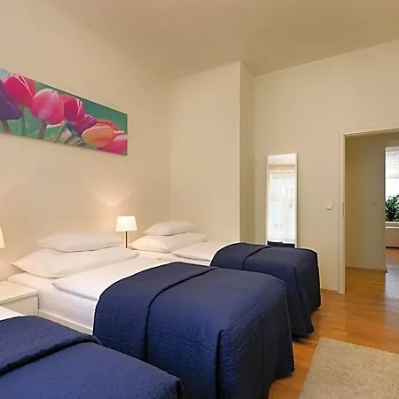 Aparthotel Vocelova