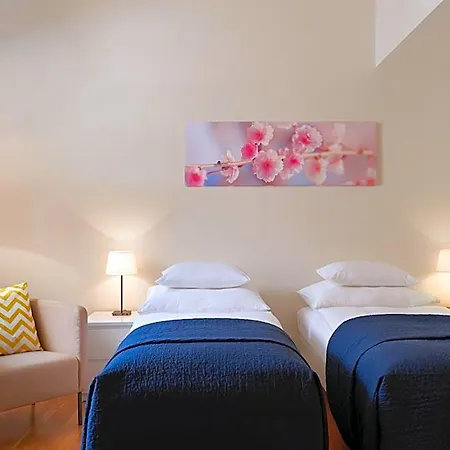 Aparthotel Vocelova