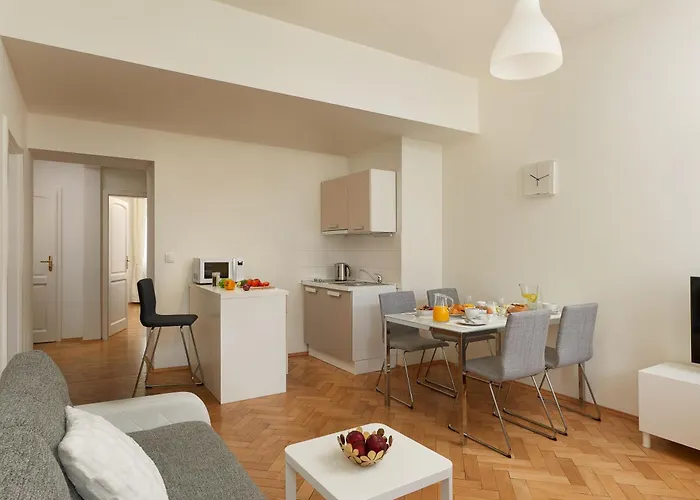 Vocelova 4* Prag