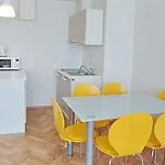 Vocelova Hotel apartamentowy