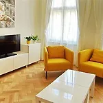 Vocelova Hotel apartamentowy Praga