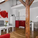 Hotel apartamentowy Vocelova 4*